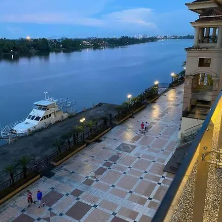 Studio 4 Pax-Riverine Diamond 2 Kuching Exterior photo